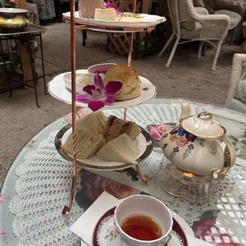 Brooklyn High Low - Classic tea - Tea Rooms Near Me - Brooklyn, New York