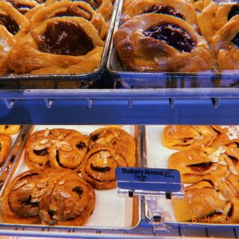 Liliha Bakery - Fresh treats - Bakeries Near Me - Honolulu, Hawaii