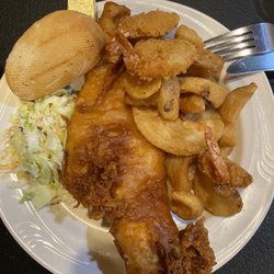 Mayer's Cider Mill - Fish fry with shrimp