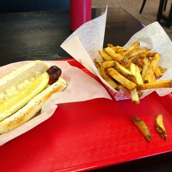 Poochie's - Hot Dogs Near Me - Skokie, Illinois