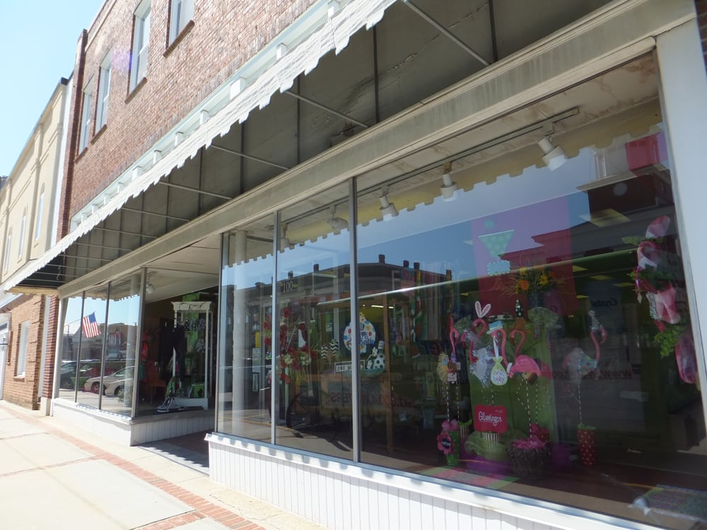 STOVALL’S GIFTS & COLLECTIBLES CLOSED Updated June 2024 11 Photos