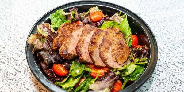 Grill and Greens by null