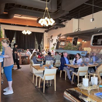 Lion and Owl - Busy Brunch - Breakfast & Brunch Near Me - Eugene, Oregon