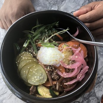 Earls Kitchen + Bar - Korean Beef bibimbap - New American Near Me - Orlando, Florida