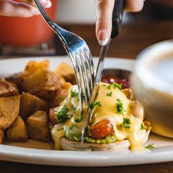 Browns Socialhouse Lloydminster