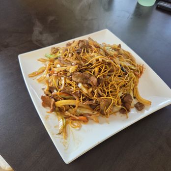 BB Banh Mi - Stir Fried Beef and Veggies - Vietnamese Near Me - Kansas City, Missouri