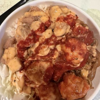 Cupbop - Spicy Korean bbq chicken and pulled pork - Barbeque Near Me - Houston, Texas