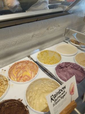 Jeni's Splendid Ice Creams by null