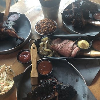 Smoque N' Bones - Barbeque Near Me - Toronto, Ontario