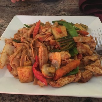 Mai Thai - Chicken Drunken Noodle! No alcohol was given to any chicken don't worry - Thai Near Me - West Columbia, South Carolina