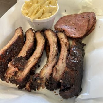 Adam's Smokehouse - 1/2 slab and salami combo with mac and cheese - Barbeque Near Me - Saint Louis, Missouri Adam's Smokehouse - 1/2 slab and salami combo with mac and cheese - Barbeque Near Me - Saint Louis, Missouri