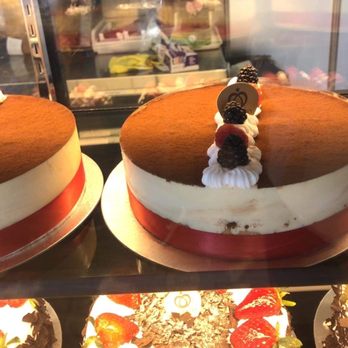 Sunmerry Bakery - Tiramisu Cake - Bakeries Near Me - Temple City, California Sunmerry Bakery - Tiramisu Cake - Bakeries Near Me - Temple City, California