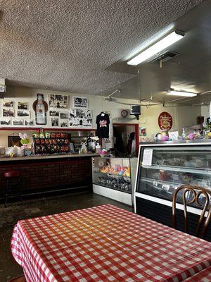 Tony’s French Dips by null