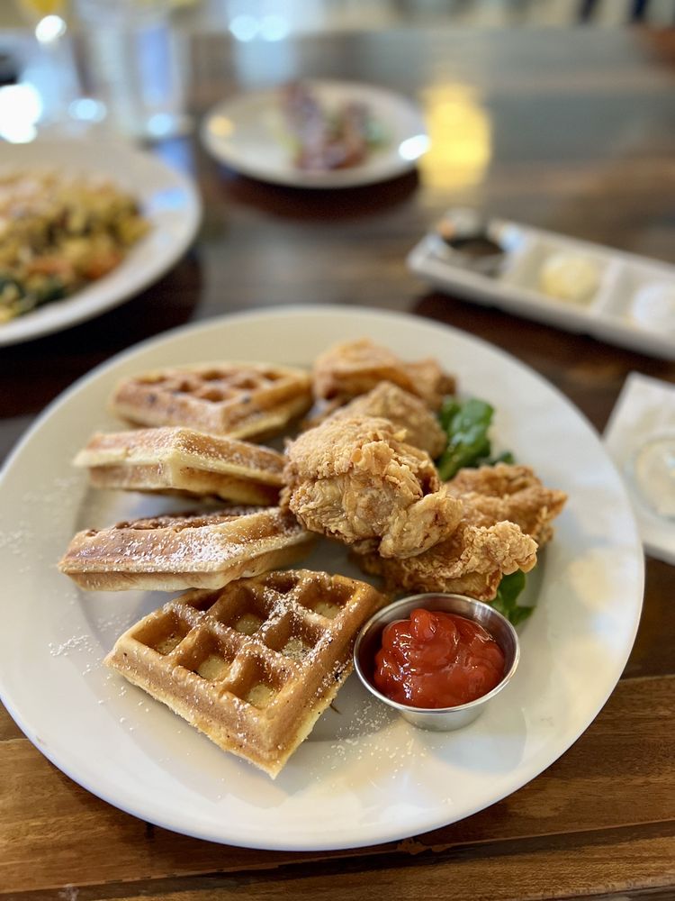 THE KRACKED EGG 254 Photos & 183 Reviews 1051 Pale San Vitores Road