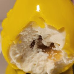 Altadena Bakery - Inside the pear creme pastry