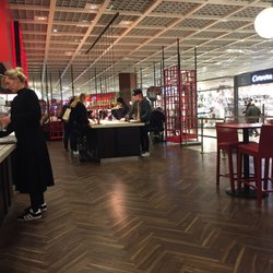 Chili & Wok - Buffet area