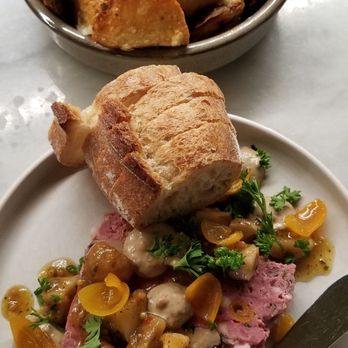Canard - Wine Bars Near Me - Portland, Oregon Canard - Wine Bars Near Me - Portland, Oregon