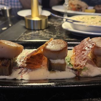 The Prime Rib - Scallop appetizer - Steakhouses Near Me - Philadelphia, Pennsylvania The Prime Rib - Scallop appetizer - Steakhouses Near Me - Philadelphia, Pennsylvania