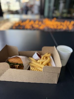 Shake Shack Bay Street by null