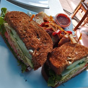 Swami's Cafe - Lunch! - Juice Bars & Smoothies Near Me - Carlsbad, California Swami's Cafe - Lunch! - Juice Bars & Smoothies Near Me - Carlsbad, California
