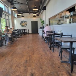 Valhalla Sandwiches - Dining area