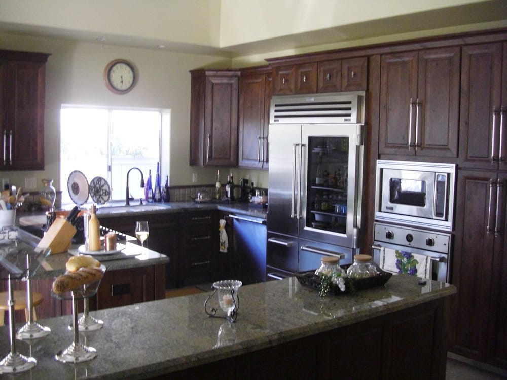 Slide of Three R Builders