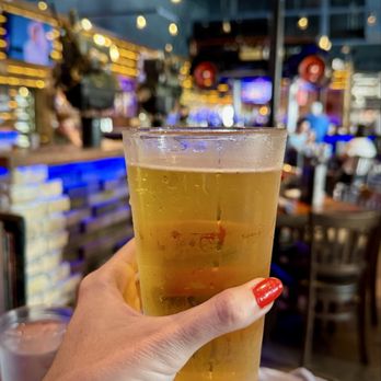 Ford's Garage Gainesville - Bud Light on special - Burgers Near Me - Gainesville, Florida