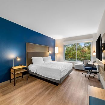 Tru by Hilton Brockton - Guest room - Hotels Near Me - Brockton, Massachusetts Tru by Hilton Brockton - Guest room - Hotels Near Me - Brockton, Massachusetts