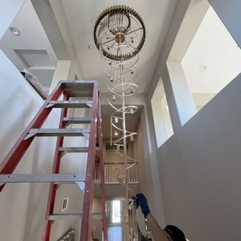 Horizon Electric - 150 lb chandelier with 300 crystals installation process - Electricians Near Me - Livermore, California Horizon Electric - 150 lb chandelier with 300 crystals installation process - Electricians Near Me - Livermore, California