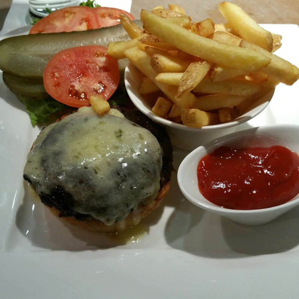 Crave - Prime rib burger - Buffets Near Me - Richmond Hill, Ontario