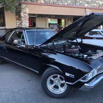 Walkin On Main - Classic El Camino... - Festivals Near Me Walkin On Main - Classic El Camino... - Festivals Near Me