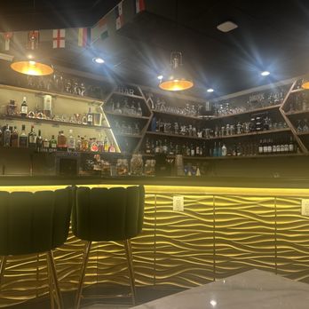 Costa Verde - Bar area - Peruvian Near Me - Sterling, Virginia