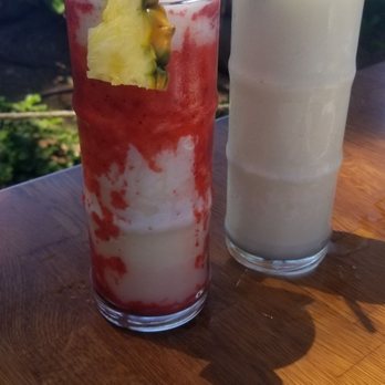 Aloha Mixed Plate - Lava flow and lychee drinks - Hawaiian Near Me - Lahaina, Hawaii