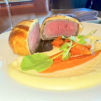 Gordon Ramsay Steak - Roasted Beef Wellington - Steakhouses Near Me - Westlake, Louisiana