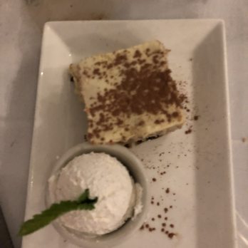 Benjamin Steakhouse - Cake - Steakhouses Near Me - White Plains, New York Benjamin Steakhouse - Cake - Steakhouses Near Me - White Plains, New York