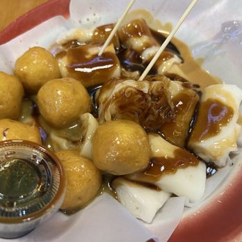 Like Cafe - Rice noodle with curry fish balls - Breakfast & Brunch Near Me - Brooklyn, New York
