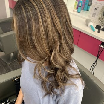 BLO/OUT - Beach waves BLO/OUT - Signature Blow Out - Hair Stylists Near Me - Philadelphia, Pennsylvania