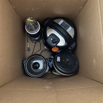 Clutter - They don't even wrap electronics - Self Storage Near Me