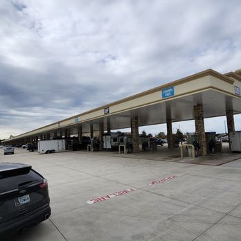 Buc-ee’s - Gas Stations Near Me - Springfield, Missouri