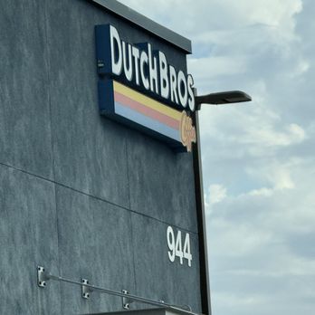 Dutch Bros Coffee - Juice Bars & Smoothies Near Me - Apache Junction, Arizona