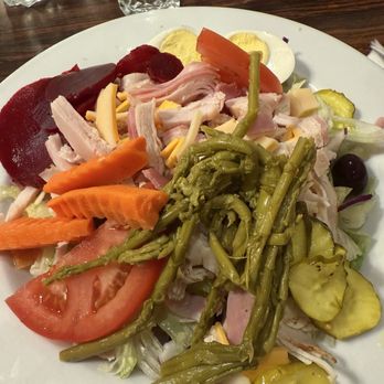 Solvang Restaurant - Chef salad - Would give it a 1/10 stars - Scandinavian Near Me - Solvang, California