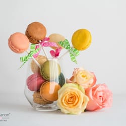 Le Macaron French Pastries