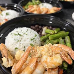 Slimthick Mealz - Shrimp bowl over cilantro lime rice , black beans and chopped asparagus