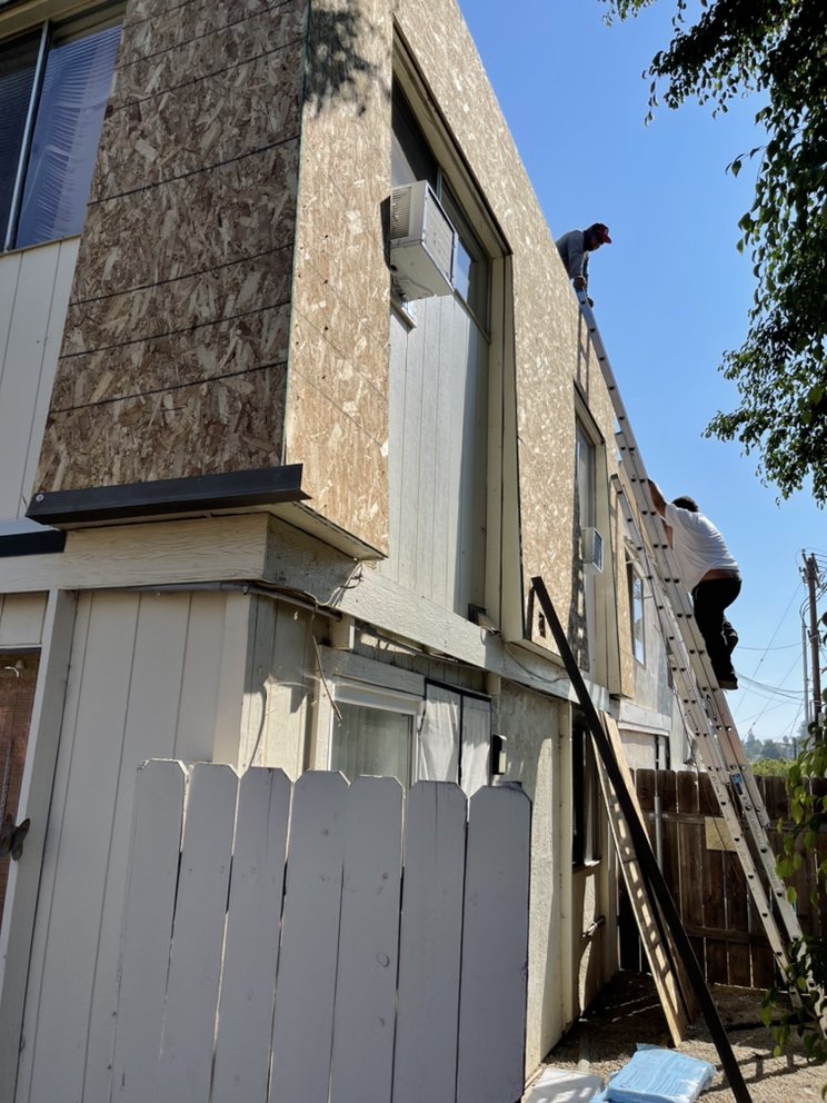 Slide of Zenith Roofing Services