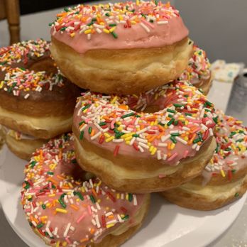 Delicious Donuts - Sprinkles! - Donuts Near Me - Los Angeles, California