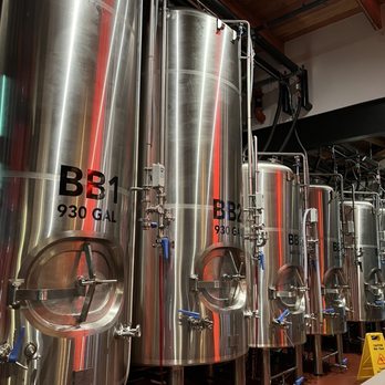 Double Clutch Brewing - Production area - Breweries Near Me - Evanston, Illinois