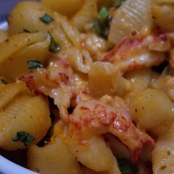 Bon Ton - Mac n cheese with crawfish - Cajun/Creole Near Me - Atlanta, Georgia Bon Ton - Mac n cheese with crawfish - Cajun/Creole Near Me - Atlanta, Georgia