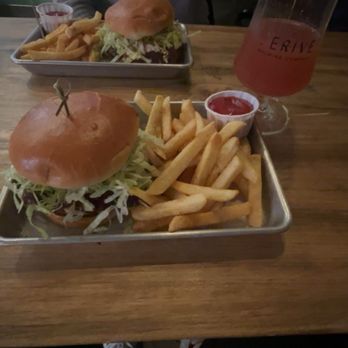 Derive Brewing - Derive burger special - Breweries Near Me - Columbus, Ohio