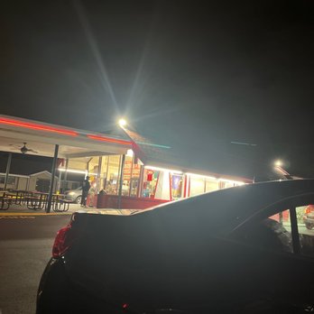 Rick's Frozen Custard - Looks dead now, but there was a line out the parking lot. - Ice Cream & Frozen Yogurt Near Me - Portsmouth, Virginia Rick's Frozen Custard - Looks dead now, but there was a line out the parking lot. - Ice Cream & Frozen Yogurt Near Me - Portsmouth, Virginia