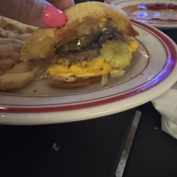 M.L.Rose Neighborhood Pub - Murfreesboro - Burgers Near Me - Murfreesboro, Tennessee